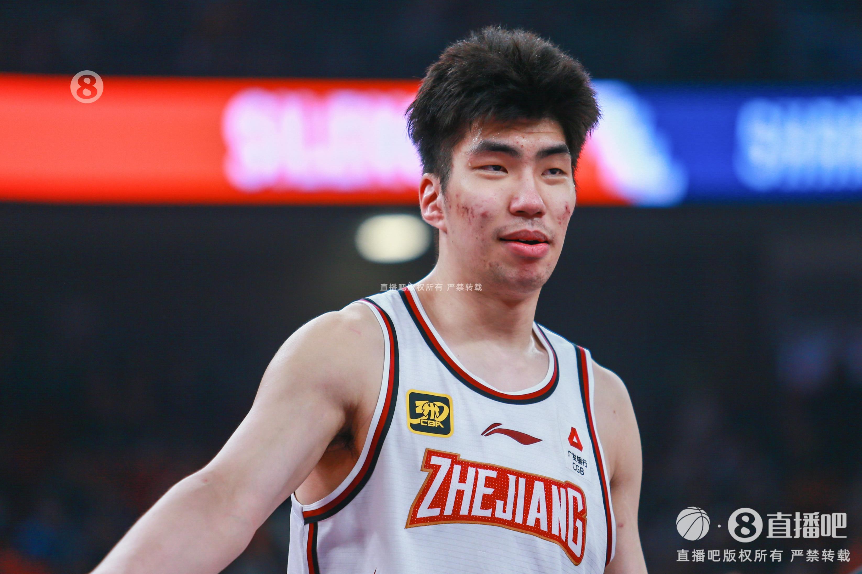 效率極高！余嘉豪8中8貢獻(xiàn)20分7板 罰球5中4